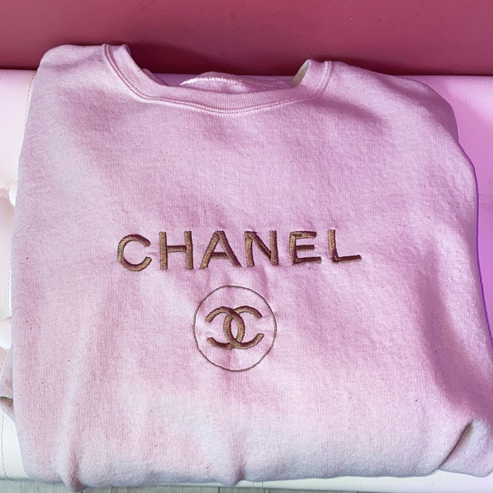 CHANEL BEIGE EMBROIDERED SWEATER SIZE LARGE